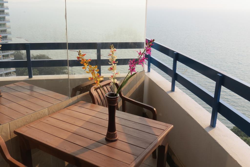 Jomtien Plaza Suite Apartments Pokój zdjęcie