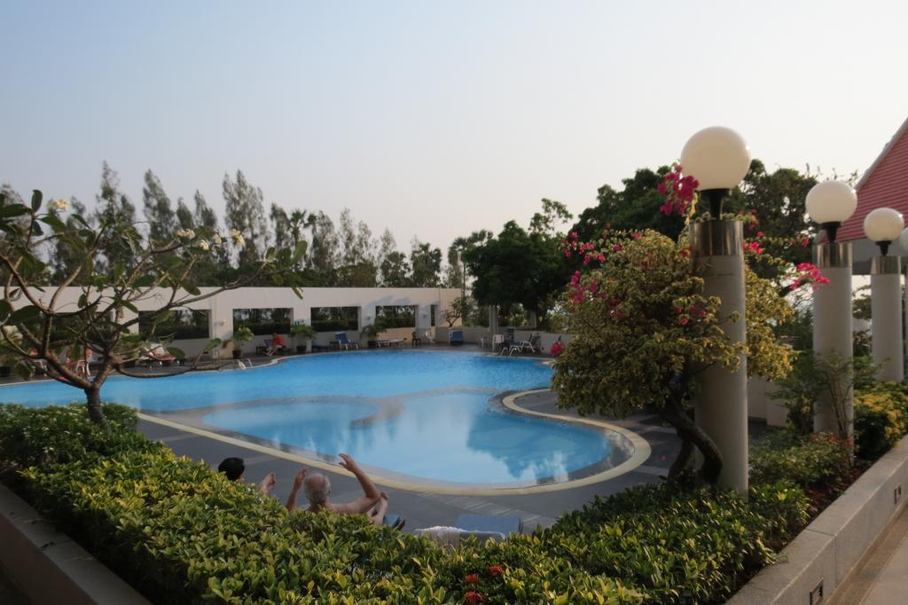 Jomtien Plaza Suite Apartments Pokój zdjęcie