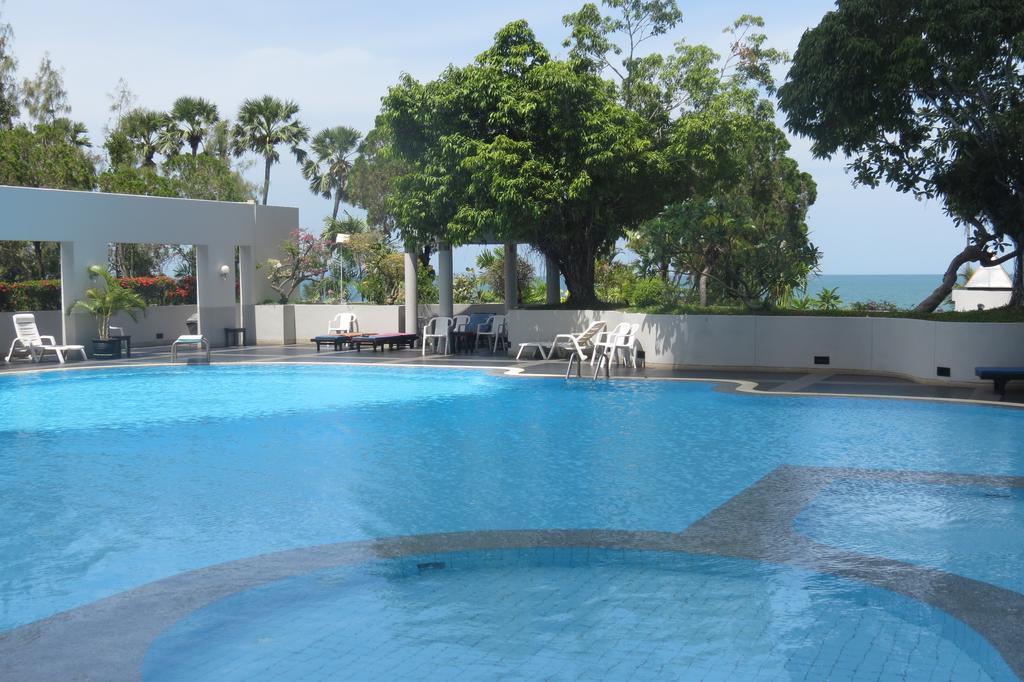 Jomtien Plaza Suite Apartments Zewnętrze zdjęcie
